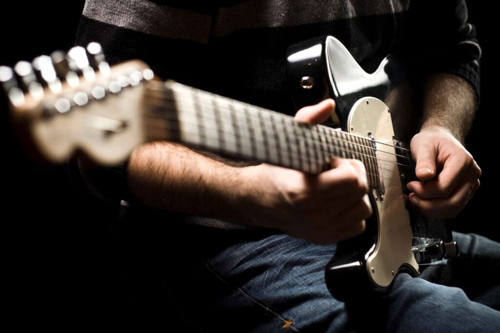 Guitarra_ Ideal para Estilos Elétricos e Rock