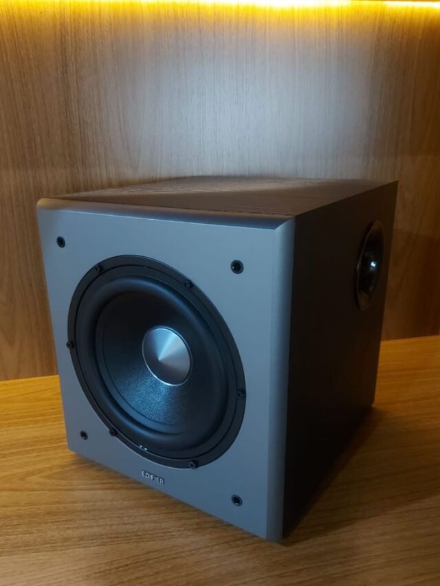 Subwoofer Edifier T5 (versão 2): Uma Verdadeira Explosão de Graves!